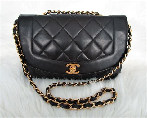 chanel portemonee|chanel diana bag.